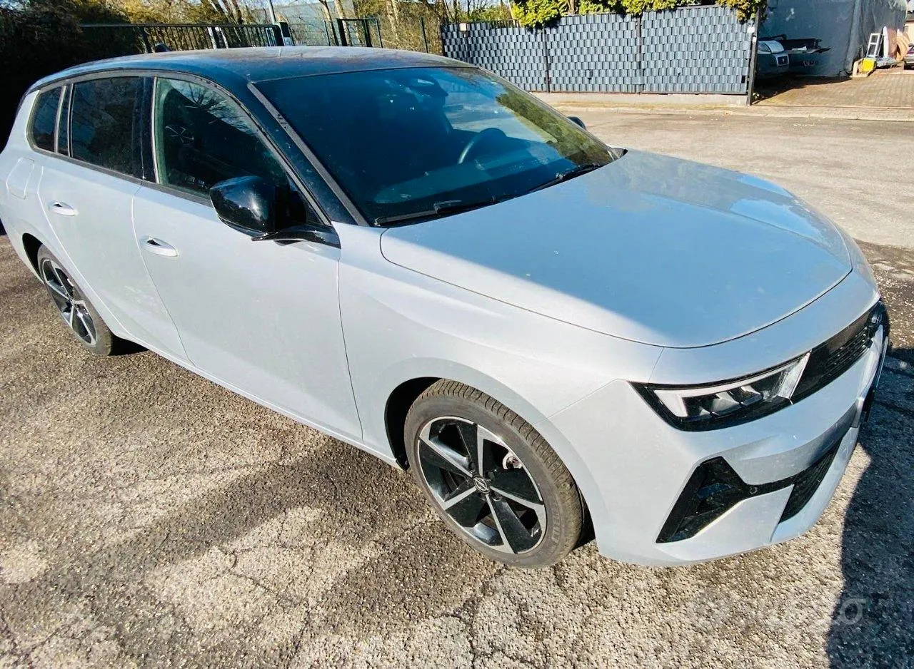 Opel Astra 2025 photo 4