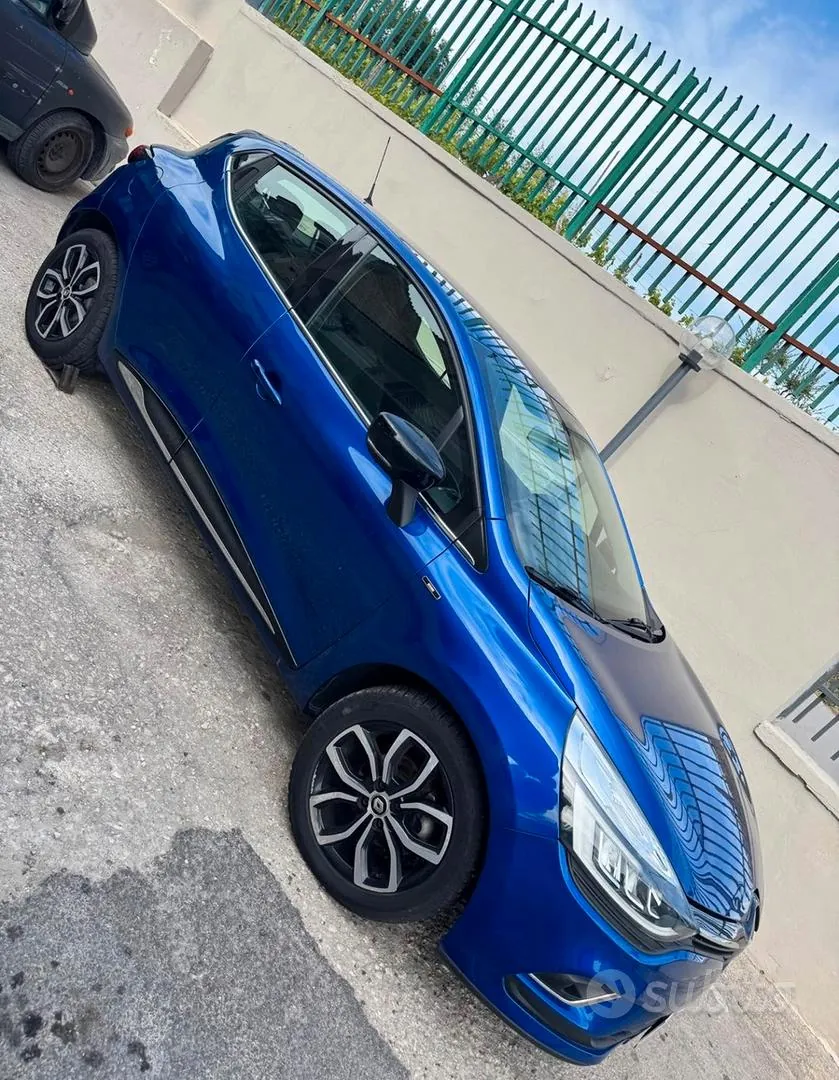 Renault Clio 2019 photo 2