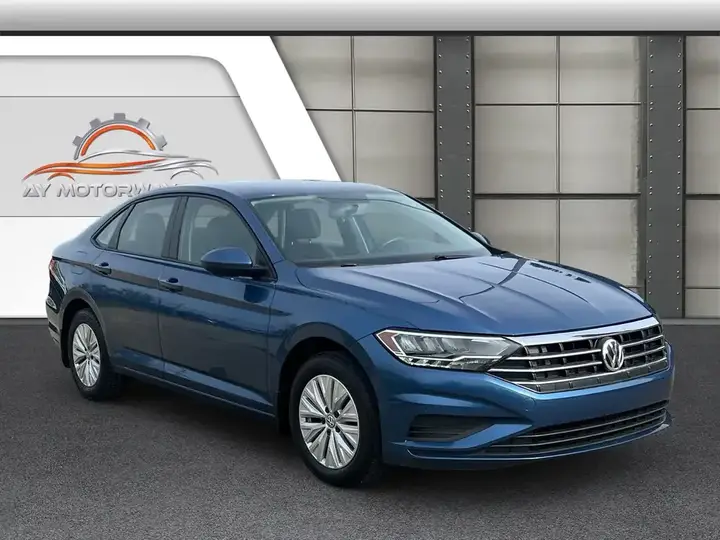 Volkswagen Jetta 2019 photo 2