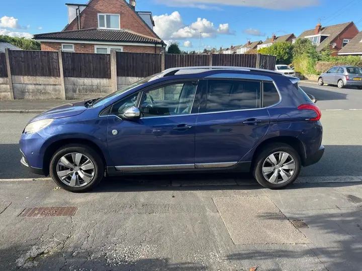 Peugeot 2008 2014 photo 4