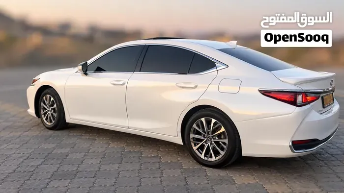 Lexus Es 2023 photo 3