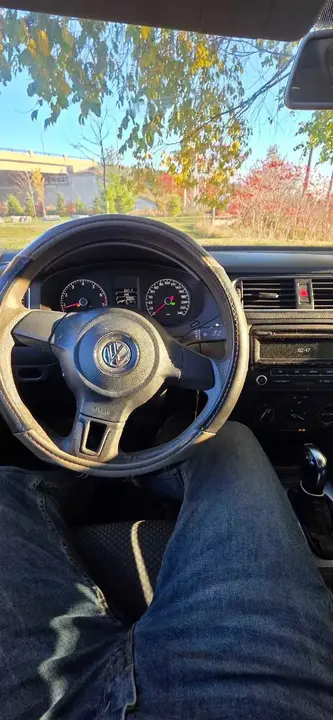 Volkswagen Jetta 2014 photo 2