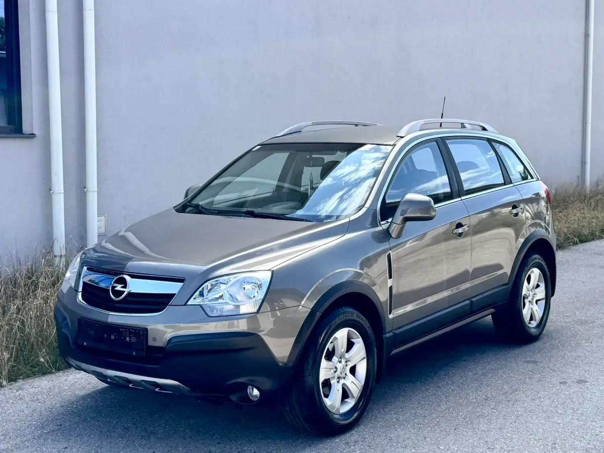 Opel Antara 2009 photo 2