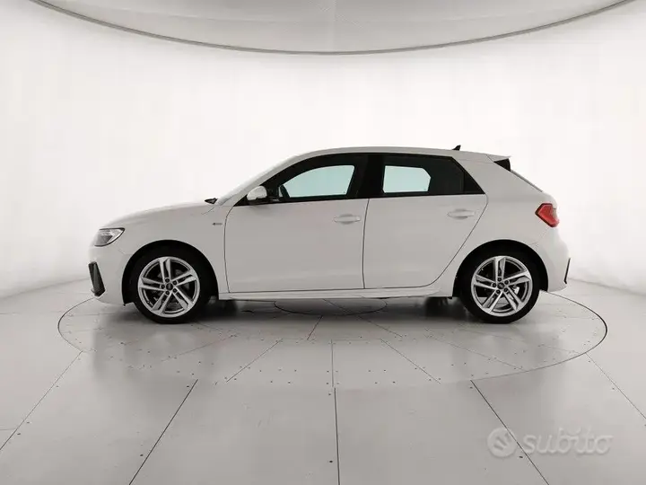 Audi A1 2021 photo 3