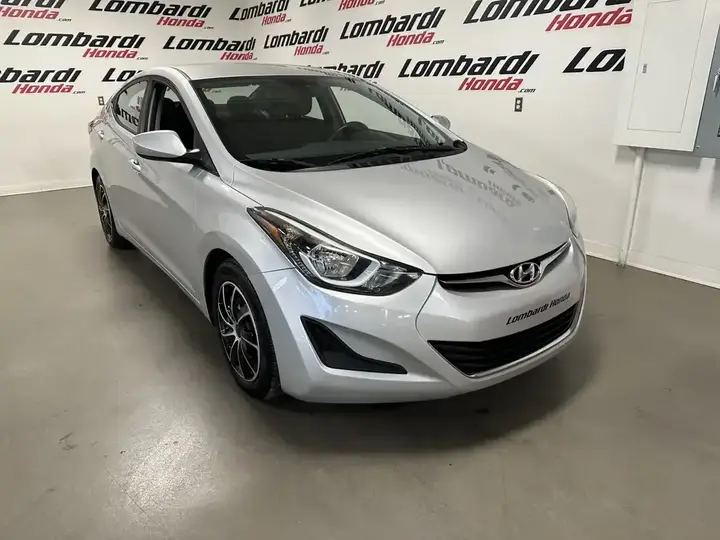 Hyundai Elantra 2016 photo 2