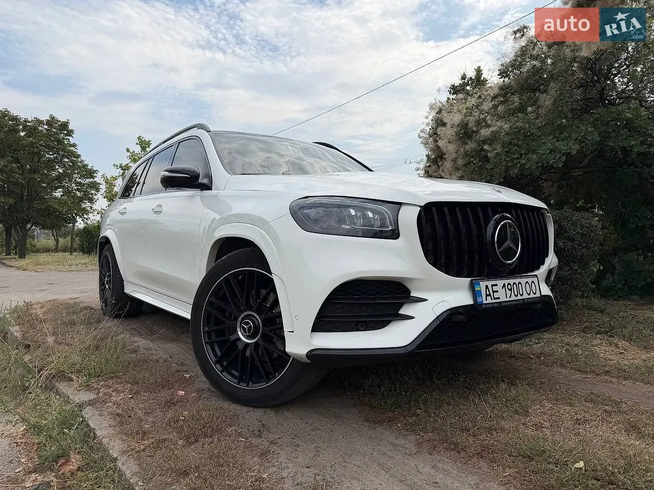 Mercedes-Benz Gls-Class 2021 photo 2