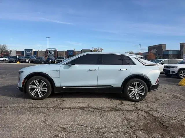 Cadillac Lyriq 2024 photo 3