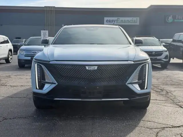 Cadillac Lyriq 2024 photo 2