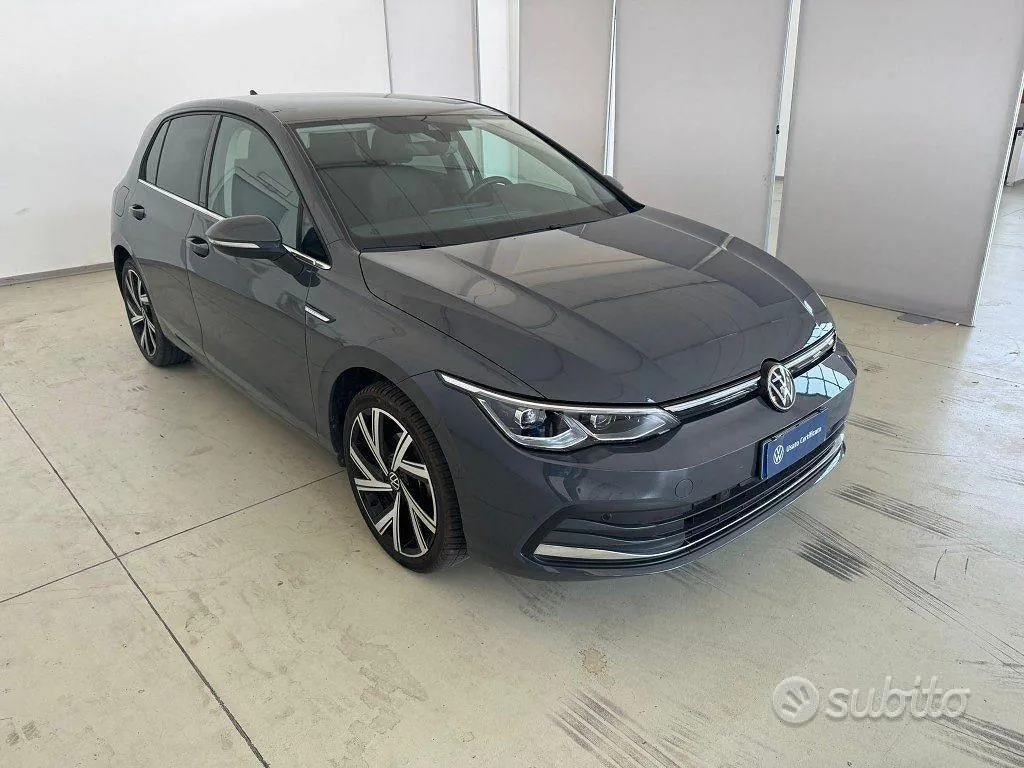 Volkswagen Golf 2023 photo 3