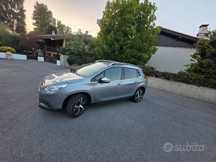 Peugeot 2008 2015 photo 2