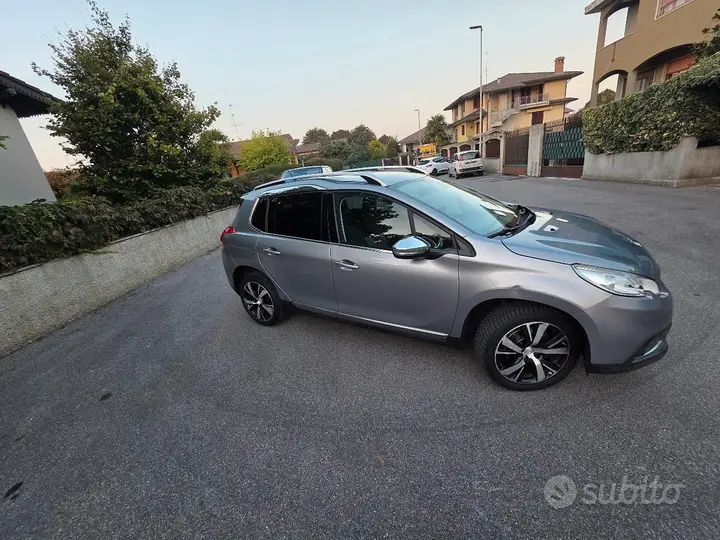Peugeot 2008 2015 photo 3