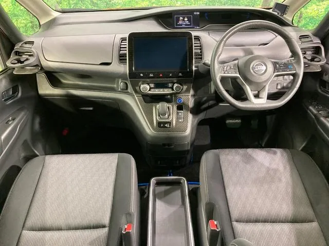 Nissan Serenade 2020 photo 2