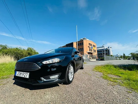 Ford Focus 2017 photo 2