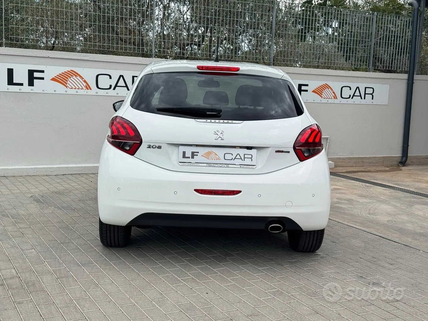 Peugeot 208 2016 photo 5
