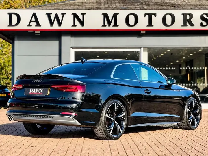Audi A5 2018 photo 2