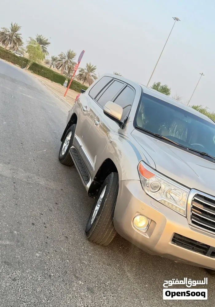 Toyota Land Cruiser 2014 photo 5