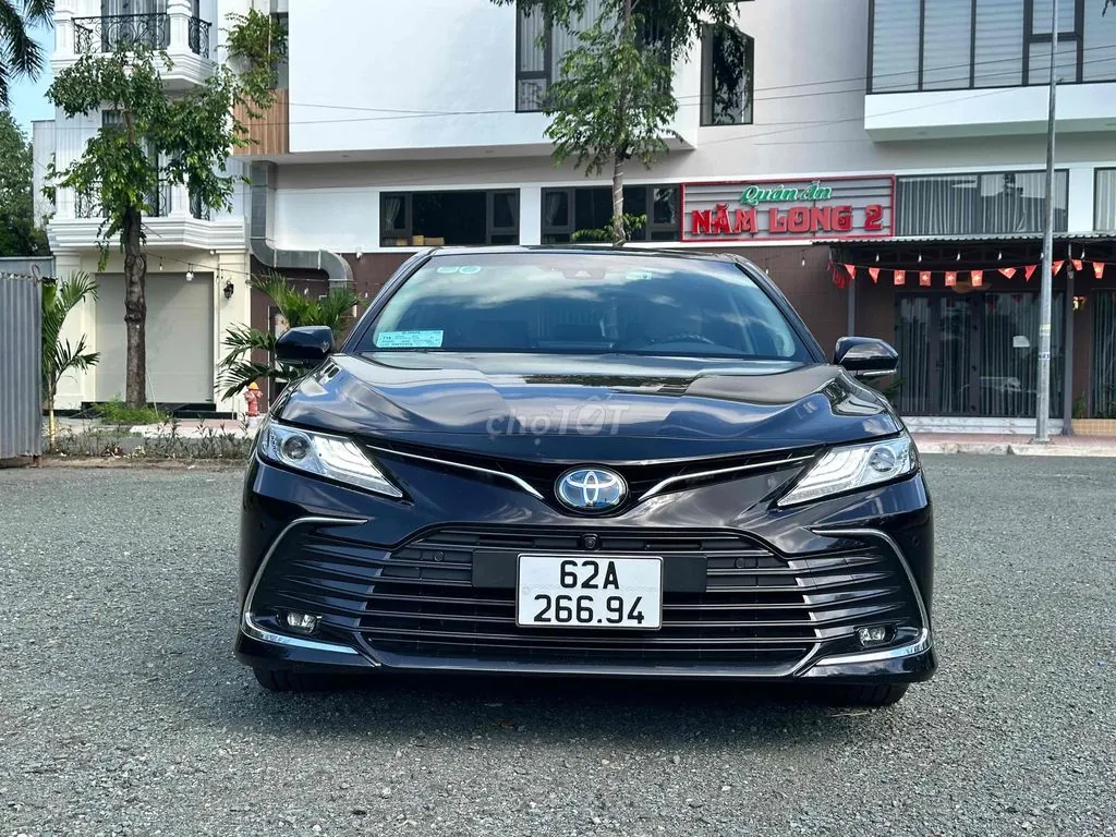 Toyota Camry 2022 photo 2