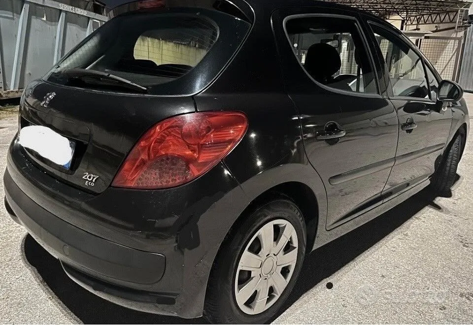 Peugeot 207 2010 photo 4
