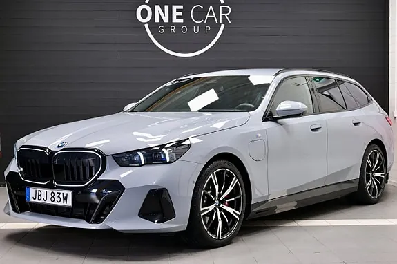 BMW 530E 2025 photo 2