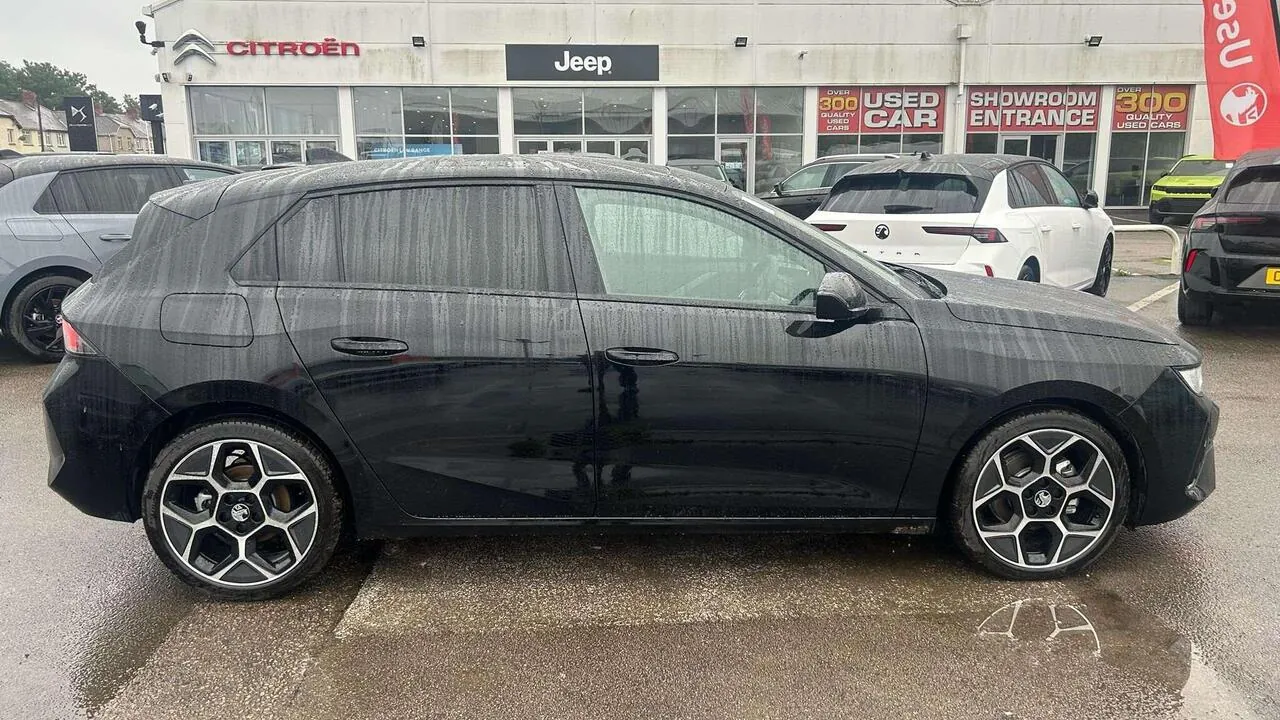 Vauxhall Astra 2026 photo 3