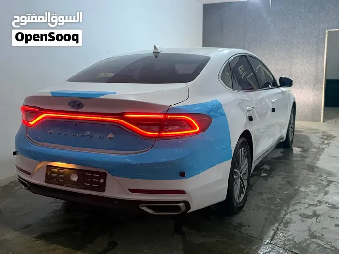 Hyundai Azera