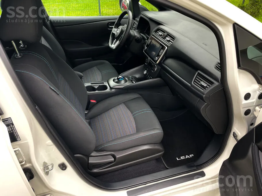 Nissan Leaf 2022 photo 5