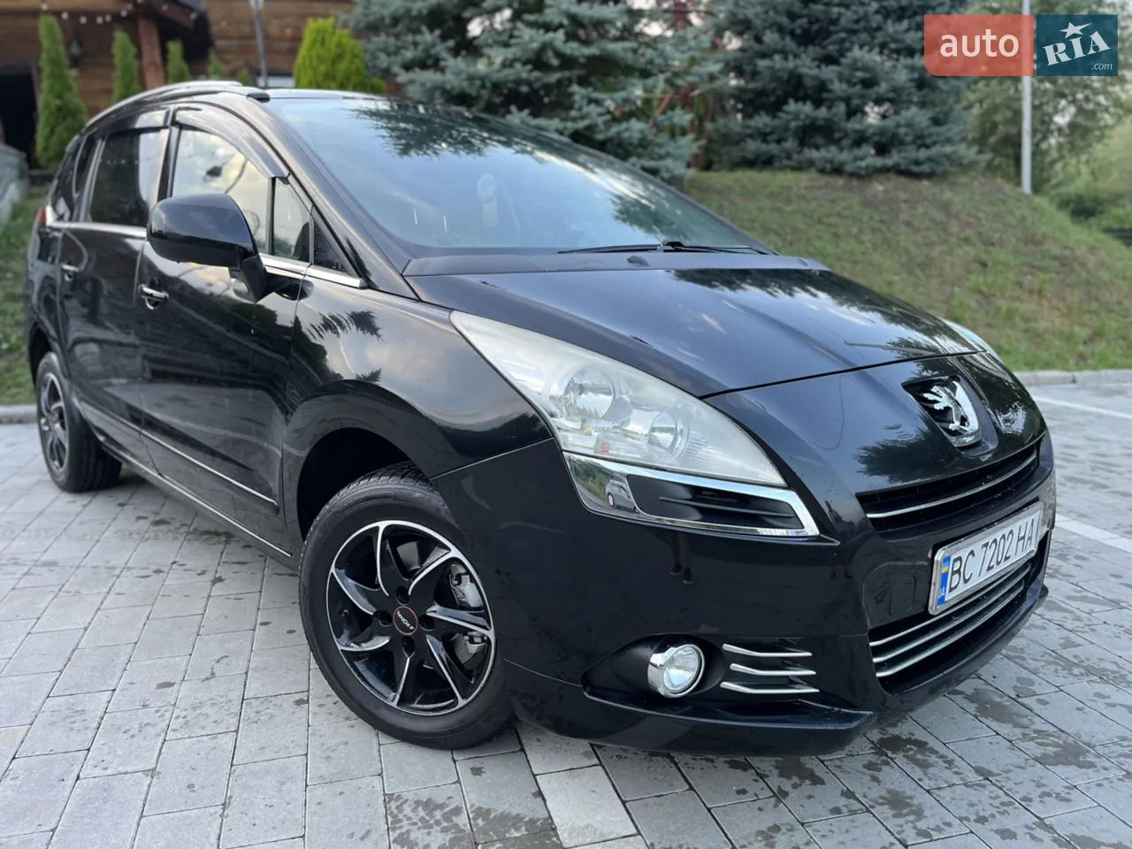 Peugeot 5008 2010 photo 3