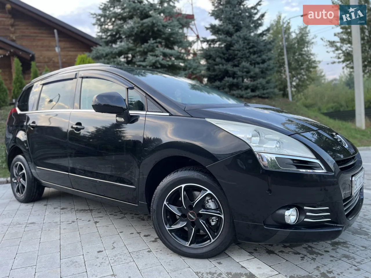 Peugeot 5008 2010 photo 5