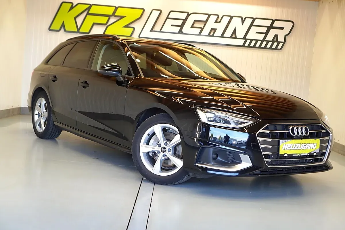 Audi A4 2023 photo 3