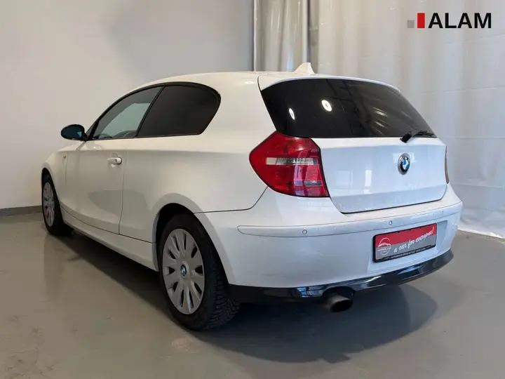 BMW 120D 2008 photo 3