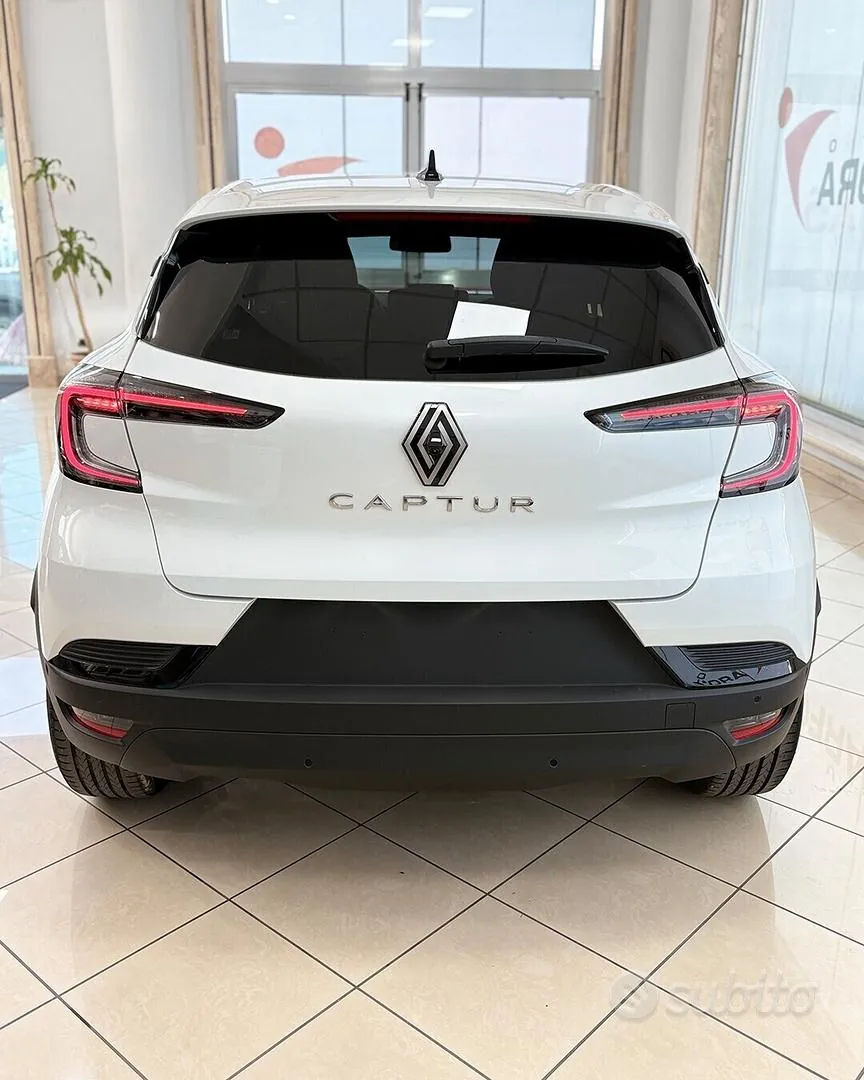 Renault Captur 2026 photo 4