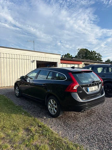 Volvo V60 2014 photo 3