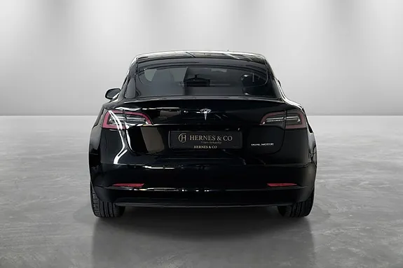 Tesla Model 3 2022 photo 5