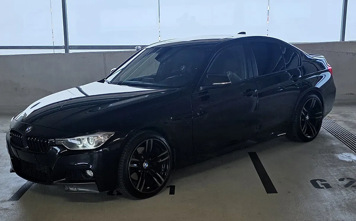 BMW 3 Series 2013 photo 3