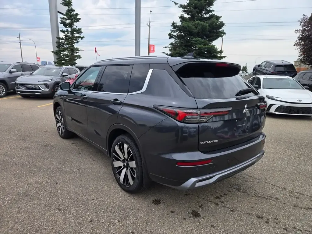 Mitsubishi Outlander 2026 photo 5