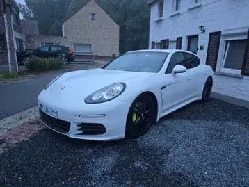 Porsche Panamera 2013 photo 3