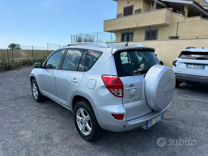 Toyota Rav4 2007 photo 4