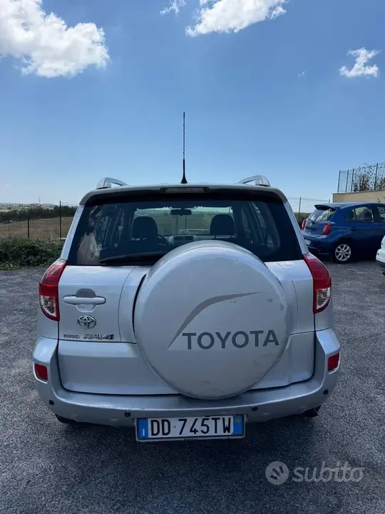 Toyota Rav4 2007 photo 5