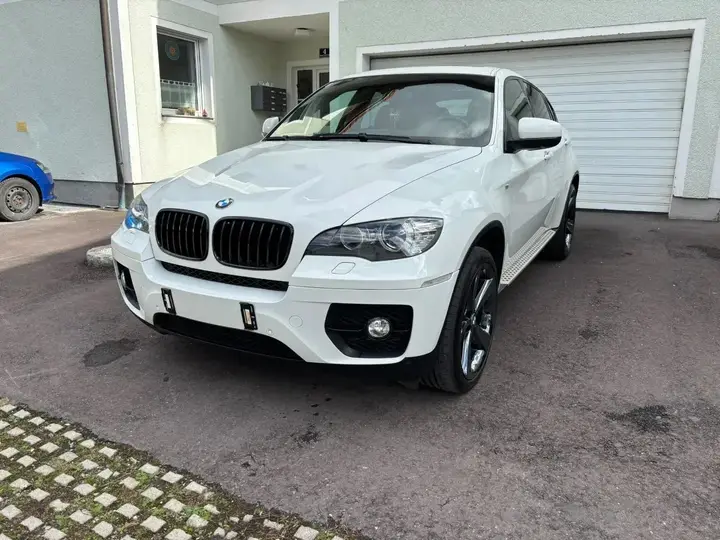 BMW X6 2010 photo 2