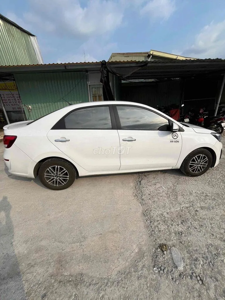 Kia Soluto