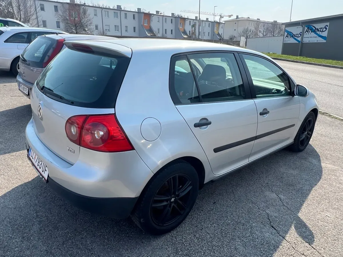 Volkswagen Golf 2004 photo 3