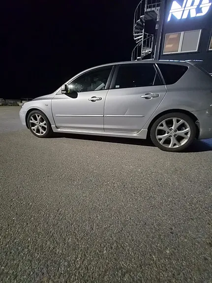 Mazda 3 2007 photo 2