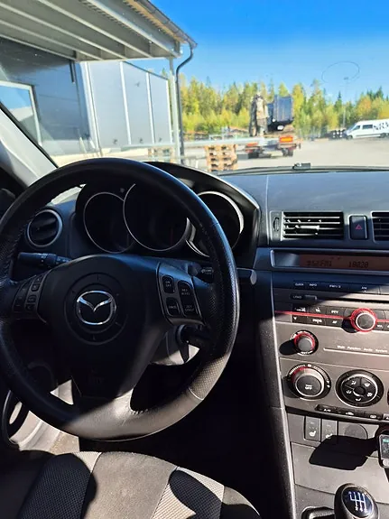 Mazda 3 2007 photo 4