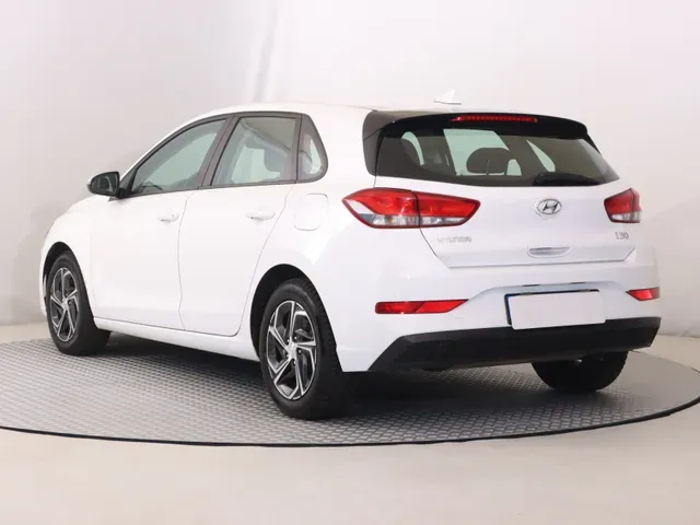 Hyundai I30 2022 photo 3