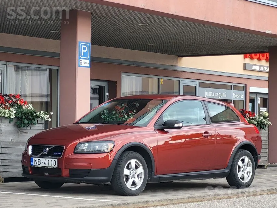 Volvo C30 2009 photo 2