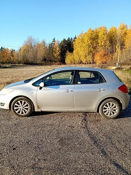 Toyota Auris 2007 photo 2