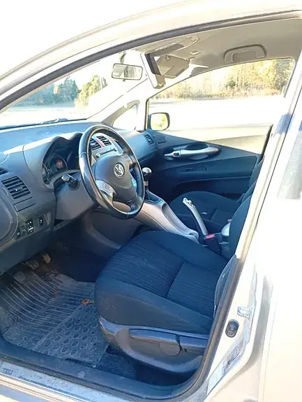 Toyota Auris 2007 photo 4