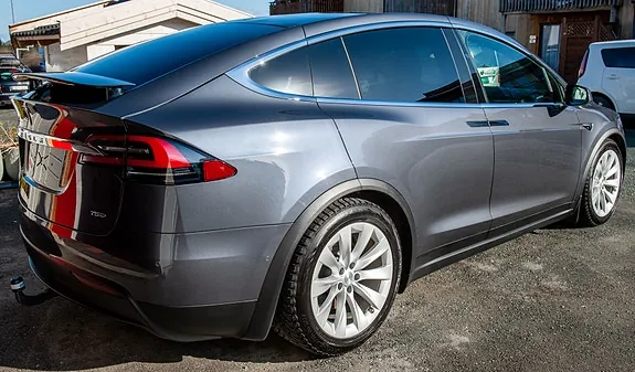 Tesla Model X 2019 photo 3