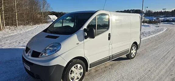 Renault Trafic 2014 photo 2