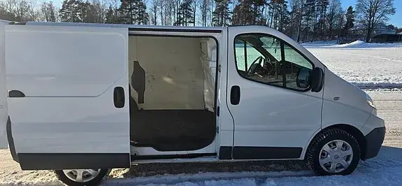 Renault Trafic 2014 photo 4